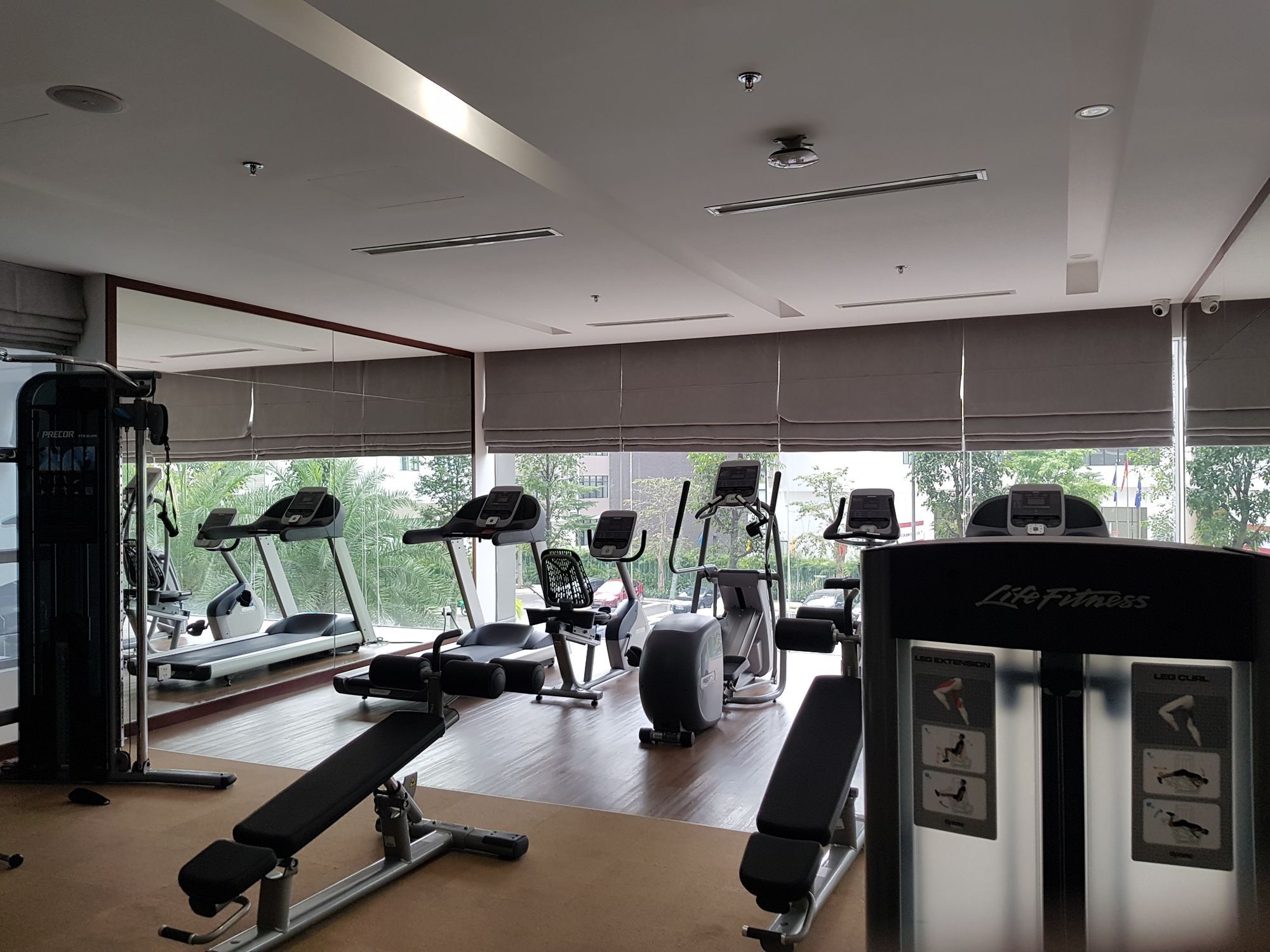 Cherry Vinhomes Park Apartment Ho Chi Minh City